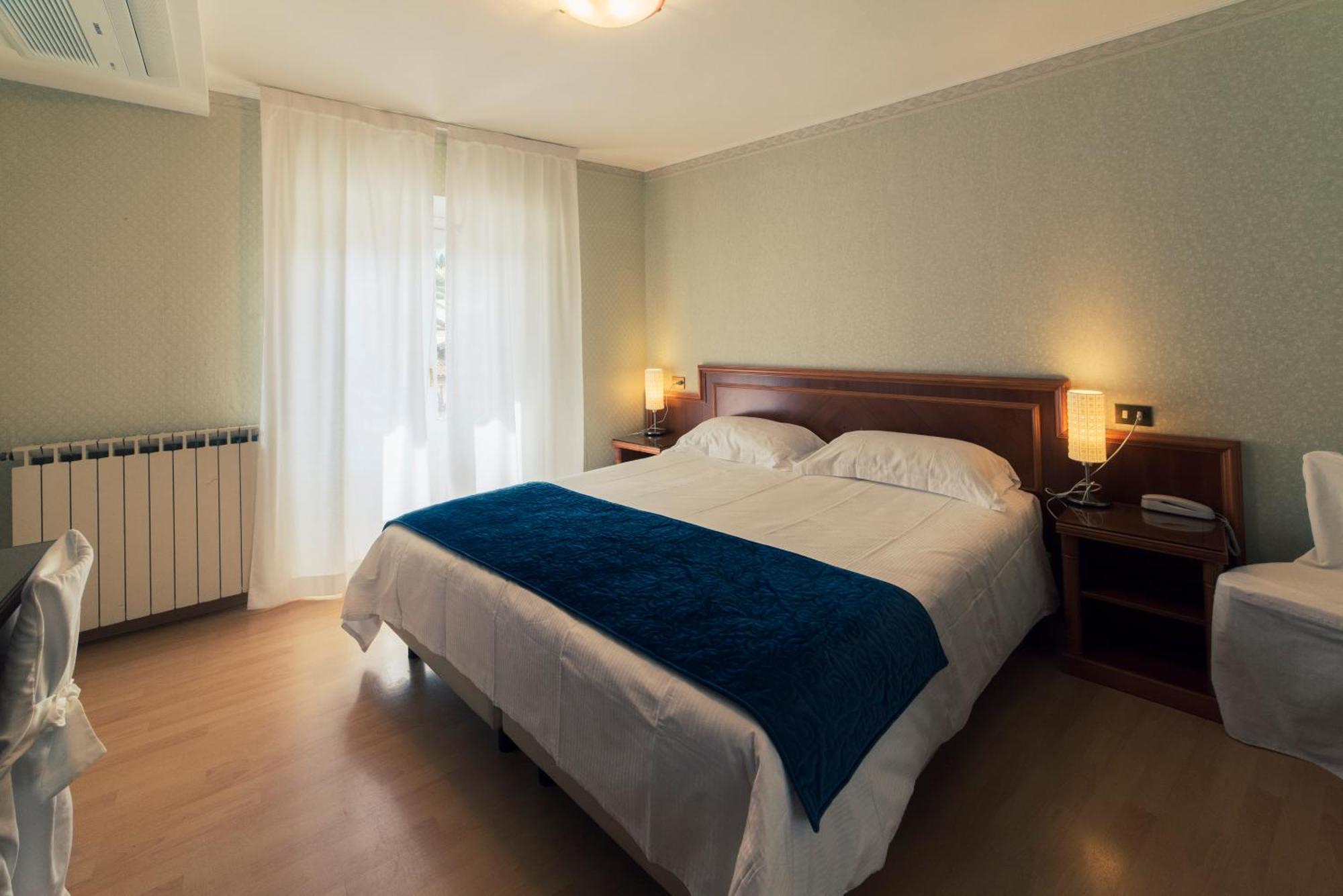 Hotel Due Palme Мергоццо Экстерьер фото